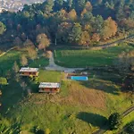 ファームステイ Quinta De Silharezes, Lda *