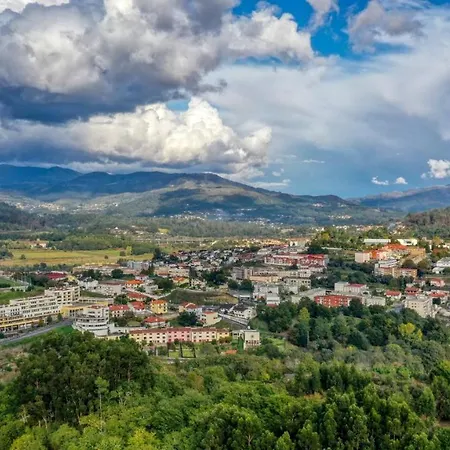 Séjour à la ferme Quinta De Silharezes, Lda