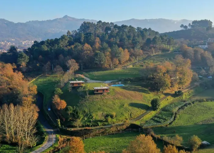 Quinta De Silharezes, Lda *